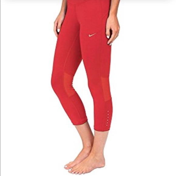 Nike Pants - Nike Epic Run Crop Leggings